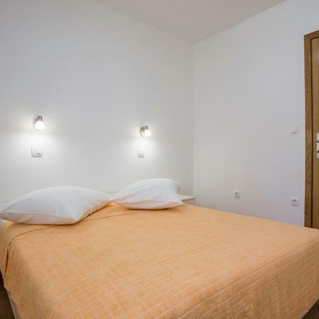 Apartments Bezmalinovic 2 Bol Eksteriør billede